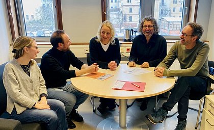 Team des Lehrbereichs "Didaktik der Sozialkunde": Dr. David Jahr, Prof. Dr. Andreas Petrik, Melanie Schnur, Tom G�hring, Merle Gutheil (v. l.)